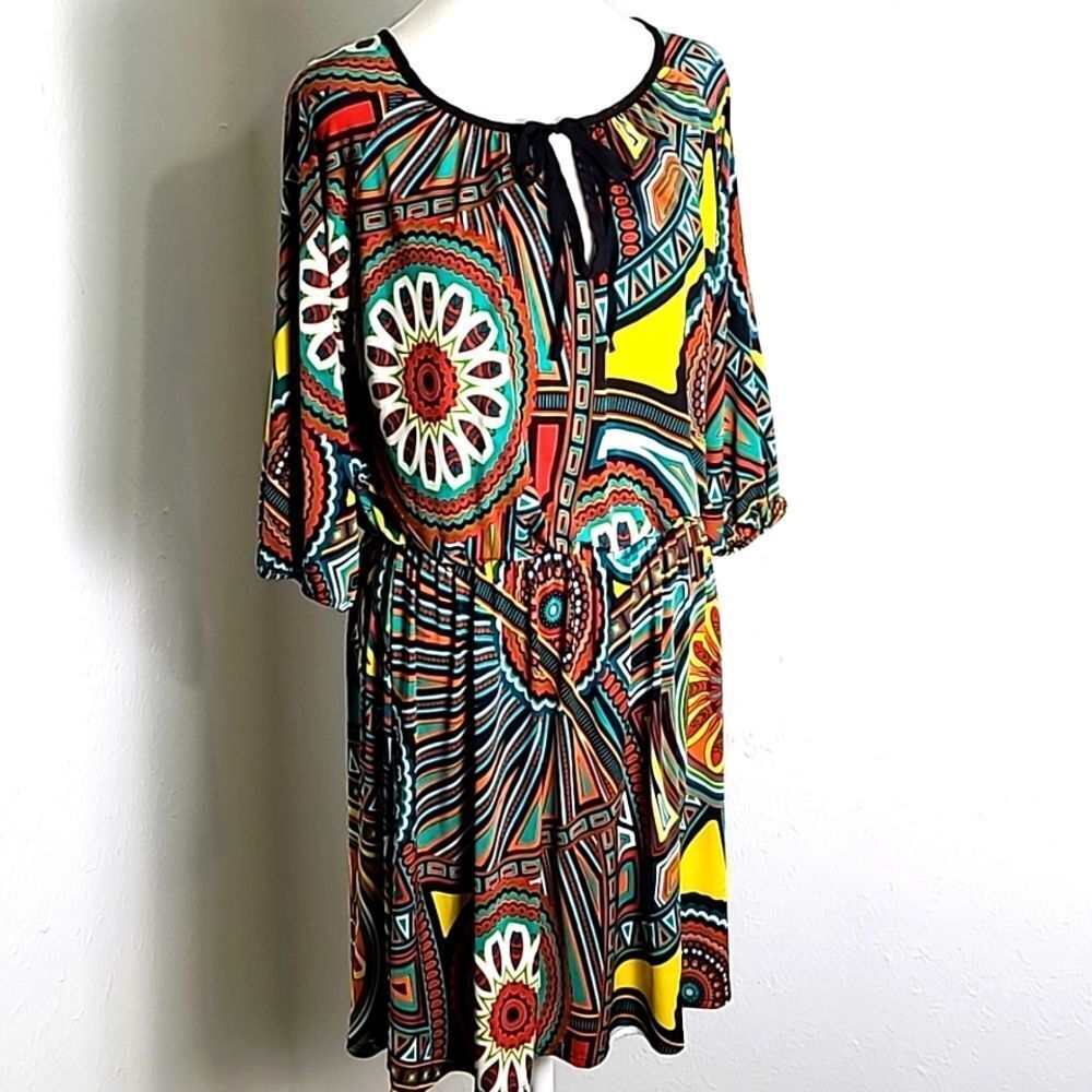 Luxe USA Colorful Abstract Art Jersey Dress, Size Large